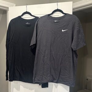 Nike Set of 2 Shirts